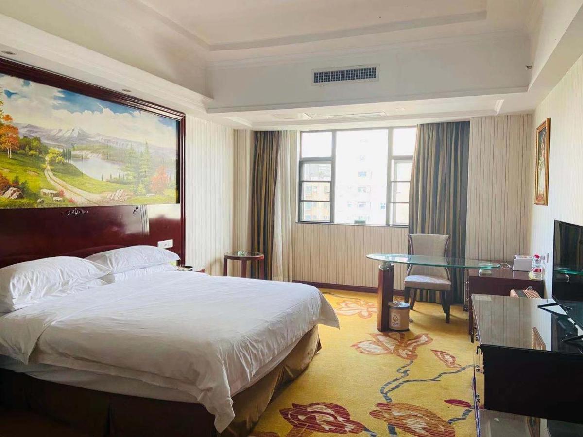 Vienna Hotel Foshan Nanhai City Square Bagian luar foto